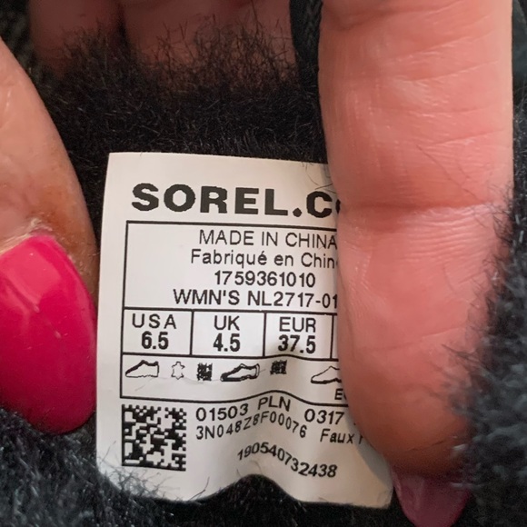 Sorel Out N About Fur Moccasin - Picture 7 of 7